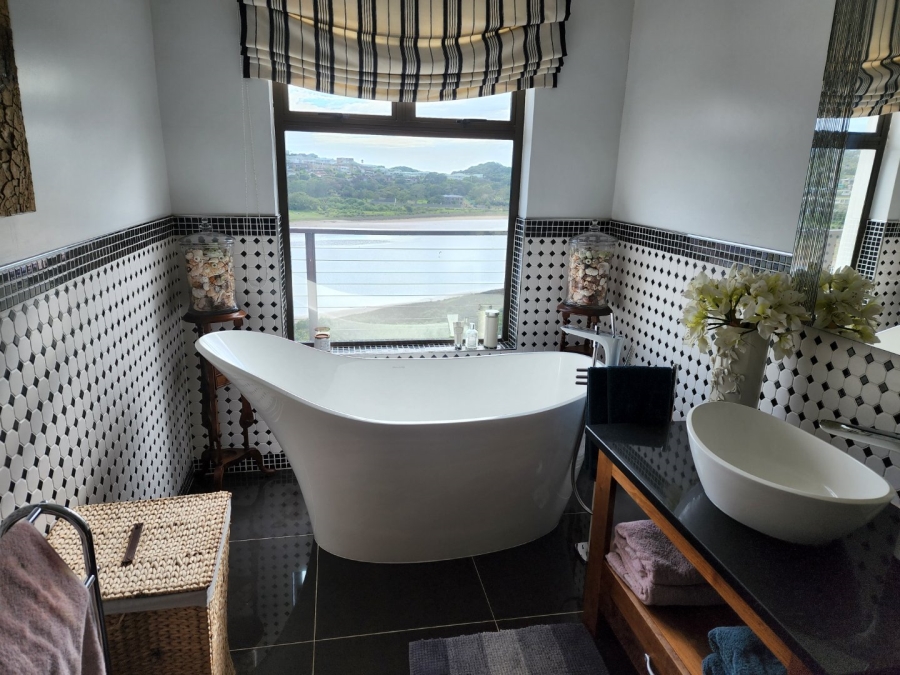 4 Bedroom Property for Sale in Glengariff Eastern Cape